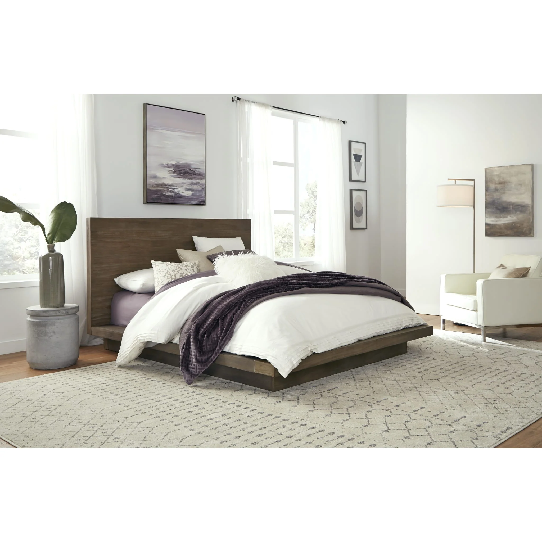 Melbourne Wood Platform Bed in Dark Pine